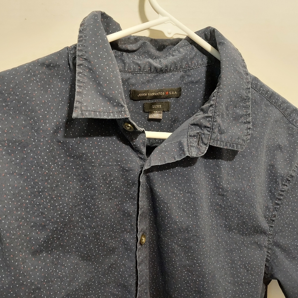 John Varvatos Button Up Shirt Mens Medium Geometric All Over Print Short Sleeve